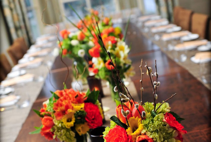 Beautiful florals for a wedding dinner, Max Flatow photo